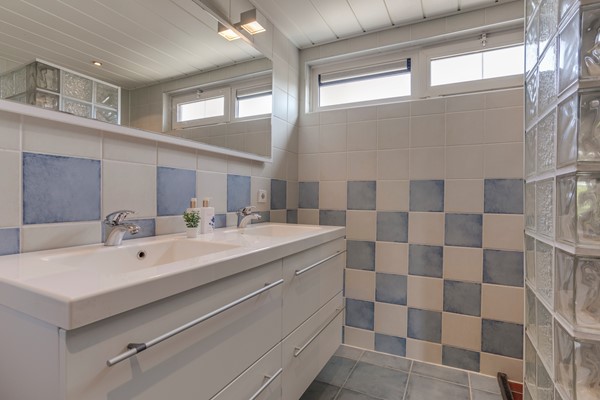 Medium property photo - Meeuwensingel 111, 3181 SW Rozenburg